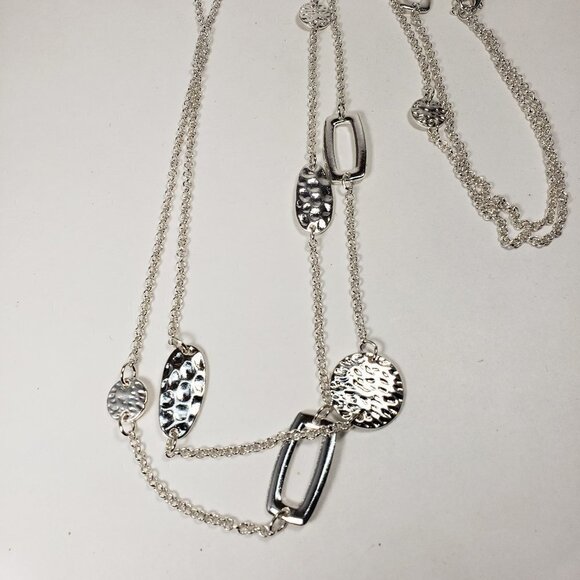 Polished 40" Silver tone Layered Textured, Hammered Discs Hoops Long Necklace - Picture 8 of 9